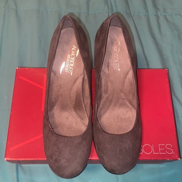 Aerosoles Grey Snake Wedges - Picture 2 of 6